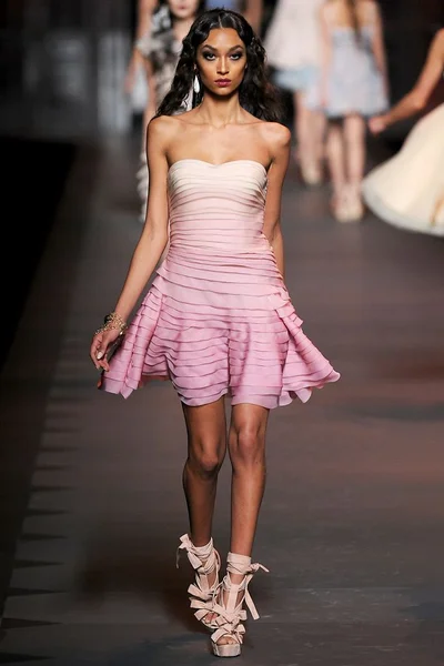 Look 49